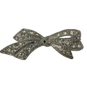 Vintage Rhinestone Bow Brooch Silver Tone Pin C Clasp Ornate‎ Unsigned